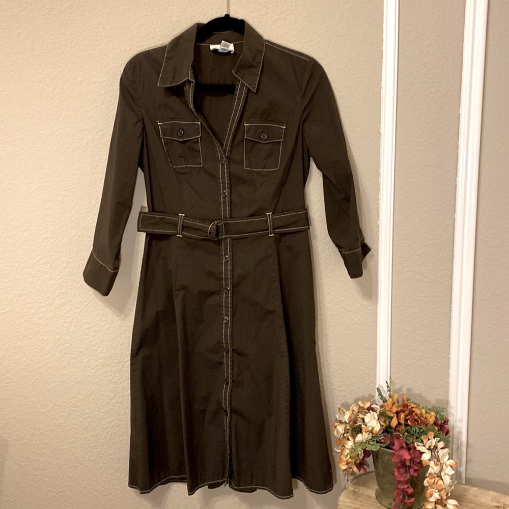 Brown A-line button front dress
